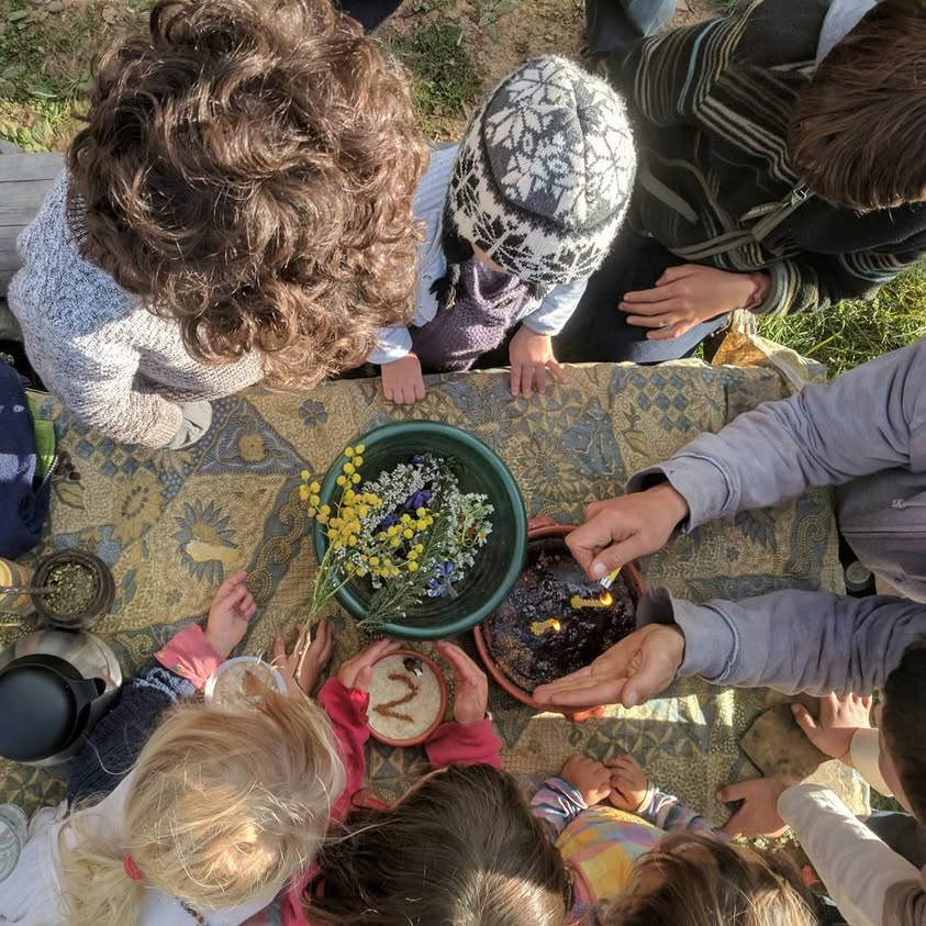 מה נשתנה גם אם נעבור או נחזור, גם אם החיים…