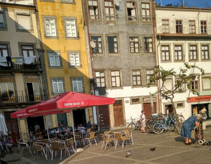 הרחוב היפה היפה יעצר לבסוף בדרכו ויזכר שהוא עיר שלמה…