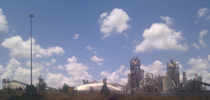 נשר – מפעל המלט המסתורי